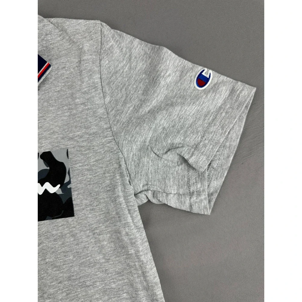 Champion T-Shirt Gray Script Logo/Camo BoysTee Athletic‎ Fit Size:XL NWT